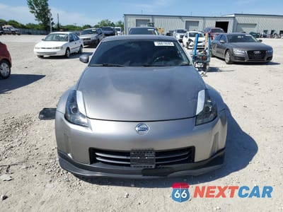 Piąte zdjęcie samochodu w środku: 2008 NISSAN 350Z COUPE VIN:JN1BZ34D38M704729 - miniatura