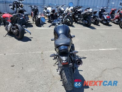 Czwarte zdjęcie samochodu z boku: 2018 KAWASAKI ZR900 R VIN:JKAZR2C10JA011003 - miniatura