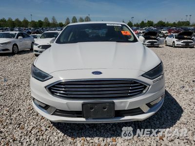 Piąte zdjęcie samochodu w środku: 2017 FORD FUSION SE HYBRID VIN:3FA6P0LU9HR408938 - miniatura
