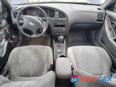 Zdjęcie 8 z 12 samochodu: 2005 HYUNDAI ELANTRA GLS VIN:KMHDN46D45U043207 - miniatura