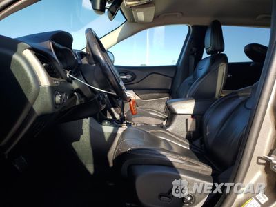 Zdjęcie 7 z 16 samochodu: 2018 JEEP CHEROKEE LIMITED VIN:1C4PJMDB0JD583498 - miniatura