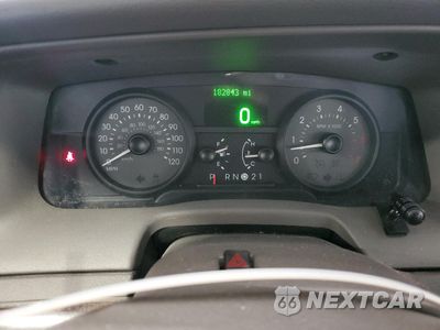 Zdjęcie 9 z 12 samochodu: 2010 MERCURY GRAND MARQUIS LS VIN:2MEBM7FV9AX622090 - miniatura