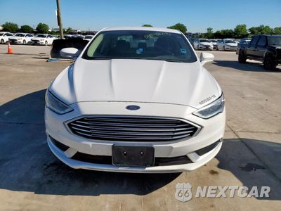 Piąte zdjęcie samochodu w środku: 2018 FORD FUSION SE HYBRID VIN:3FA6P0LU5JR129797 - miniatura