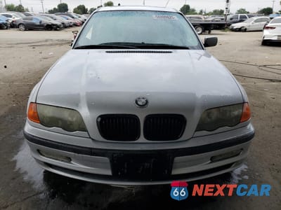 Piąte zdjęcie samochodu w środku: 2000 BMW 323 I VIN:WBAAM3342YCA93235 - miniatura