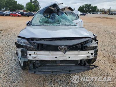 Piąte zdjęcie samochodu w środku: 2019 TOYOTA CAMRY L VIN:4T1B11HK7KU825963 - miniatura