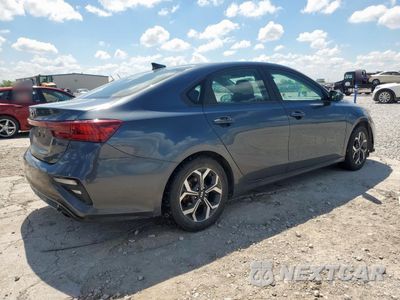 Trzecie zdjęcie samochodu z tyłu: 2020 KIA FORTE FE VIN:3KPF24AD8LE207700 - miniatura