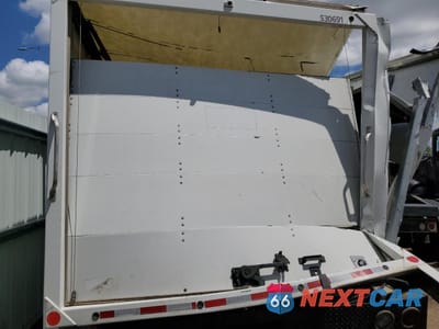 Zdjęcie 6 z 11 samochodu: 2022 CHEVROLET EXPRESS G4500 VIN:1HA6GVF7XNN002139 - miniatura