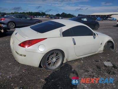 Trzecie zdjęcie samochodu z tyłu: 2006 NISSAN 350Z COUPE VIN:JN1AZ34D66M330609 - miniatura