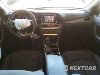 Zdjęcie 8 z 13 samochodu: 2018 HYUNDAI SONATA SE VIN:5NPE24AF4JH611924 - miniatura