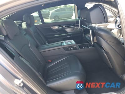 Zdjęcie 10 z 14 samochodu: 2017 BMW ALPINA B7 VIN:WBA7F2C59HG543797 - miniatura