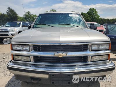 Piąte zdjęcie samochodu w środku: 1999 CHEVROLET SUBURBAN K1500 VIN:3GNFK16R4XG271981 - miniatura
