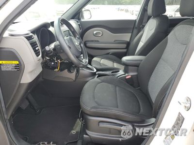 Zdjęcie 7 z 15 samochodu: 2017 KIA SOUL + VIN:KNDJP3A5XH7462094 - miniatura