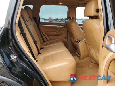Zdjęcie 11 z 15 samochodu: 2008 PORSCHE CAYENNE VIN:WP1AA29P78LA10188 - miniatura