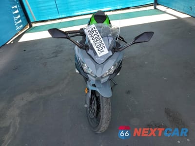 Drugie zdjęcie samochodu z przodu: 2019 KAWASAKI EX400 VIN:JKAEXKG19KDA29632 - miniatura