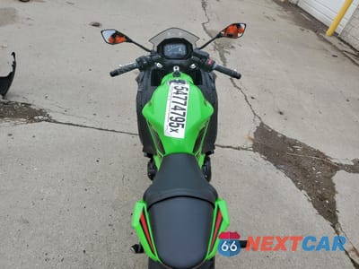 Zdjęcie 6 z 10 samochodu: 2023 KAWASAKI EX650 P VIN:ML5EXEP1XPDA99830 - miniatura