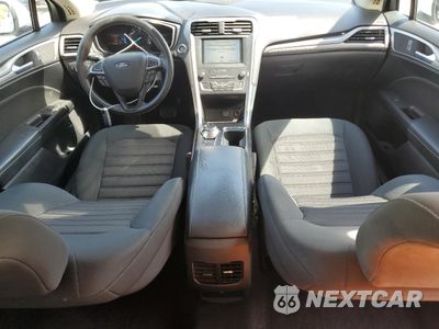 Zdjęcie 8 z 12 samochodu: 2019 FORD FUSION SE VIN:3FA6P0LU4KR124818 - miniatura