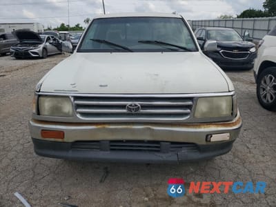 Piąte zdjęcie samochodu w środku: 1997 TOYOTA T100 XTRACAB SR5 VIN:JT4TN14D9V0038318 - miniatura