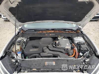 Zdjęcie 11 z 12 samochodu: 2017 FORD FUSION SE HYBRID VIN:3FA6P0LU6HR359584 - miniatura