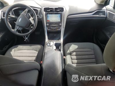 Zdjęcie 8 z 13 samochodu: 2019 FORD FUSION SE VIN:3FA6P0LU4KR124785 - miniatura