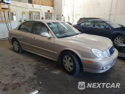 Czwarte zdjęcie samochodu z boku: 2005 HYUNDAI SONATA GL VIN:KMHWF25H35A158526 - miniatura