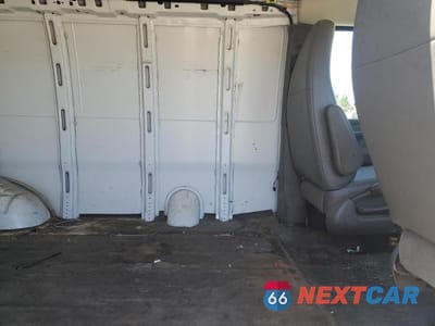 Zdjęcie 11 z 13 samochodu: 2014 GMC SAVANA G1500 VIN:1GTS7AFX8E1178819 - miniatura