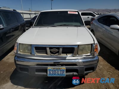 Piąte zdjęcie samochodu w środku: 2000 NISSAN FRONTIER KING CAB XE VIN:1N6DD26S7YC366779 - miniatura