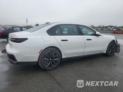 Trzecie zdjęcie samochodu z tyłu: 2024 BMW 760 XI VIN:WBA33EJ05RCR10400 - miniatura