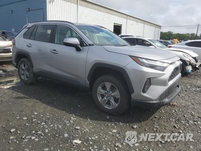 Czwarte zdjęcie samochodu z boku: 2022 TOYOTA RAV4 XLE VIN:4T3RWRFV2NU068302 - miniatura