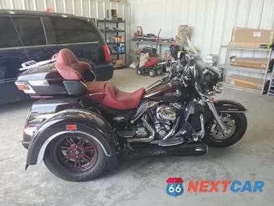 2014 HARLEY-DAVIDSON FLHTCUTG TRI GLIDE ULTRA 1HD1MAL16EB854147 - główne zdjęcie licytacji z USA - miniatura