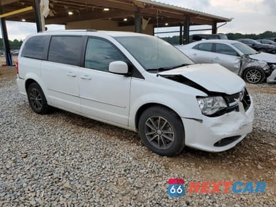 Czwarte zdjęcie samochodu z boku: 2017 DODGE GRAND CARAVAN SXT VIN:2C4RDGCG3HR864992 - miniatura
