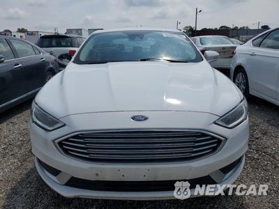 Piąte zdjęcie samochodu w środku: 2018 FORD FUSION SE HYBRID VIN:3FA6P0LU0JR172024 - miniatura