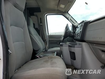 Zdjęcie 11 z 13 samochodu: 2010 FORD ECONOLINE E250 VAN VIN:1FTNE2EW4ADA72071 - miniatura