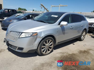 2012 LINCOLN MKT 2LMHJ5AT8CBL52171 - główne zdjęcie licytacji z USA - miniatura