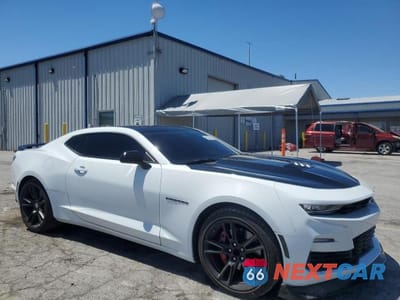 Czwarte zdjęcie samochodu z boku: 2023 CHEVROLET CAMARO SS VIN:1G1FH1R70P0152727 - miniatura