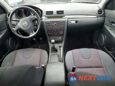 Zdjęcie 8 z 12 samochodu: 2004 MAZDA 3 S VIN:JM1BK323641173999 - miniatura