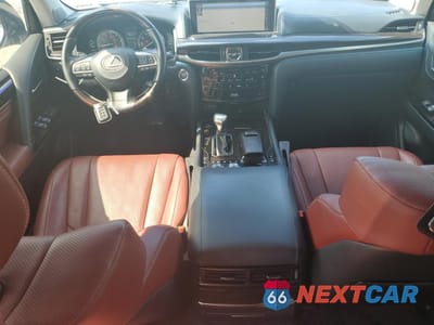 Zdjęcie 8 z 16 samochodu: 2016 LEXUS LX 570 VIN:JTJHY7AX9G4219815 - miniatura