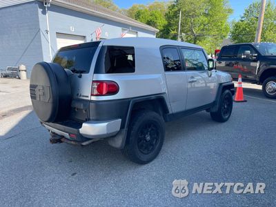 Czwarte zdjęcie samochodu z boku: 2007 TOYOTA FJ CRUISER VIN:JTEBU11F070050876 - miniatura