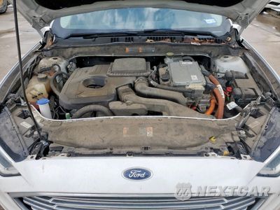 Zdjęcie 11 z 12 samochodu: 2018 FORD FUSION SE HYBRID VIN:3FA6P0LU5JR118668 - miniatura