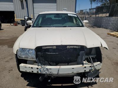 Piąte zdjęcie samochodu w środku: 2009 CHRYSLER 300 TOURING VIN:2C3KK53V69H619366 - miniatura