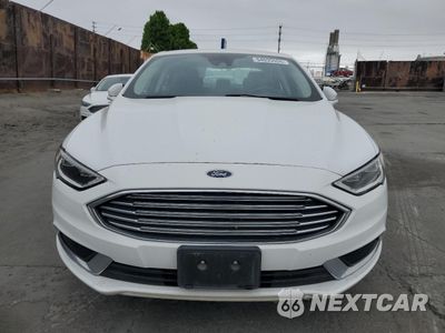Piąte zdjęcie samochodu w środku: 2018 FORD FUSION SE HYBRID VIN:3FA6P0LU7JR278728 - miniatura