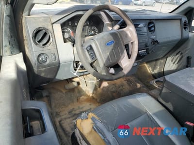 Zdjęcie 8 z 12 samochodu: 2014 FORD F450 SUPER DUTY VIN:1FDUF4GY8EEA62545 - miniatura