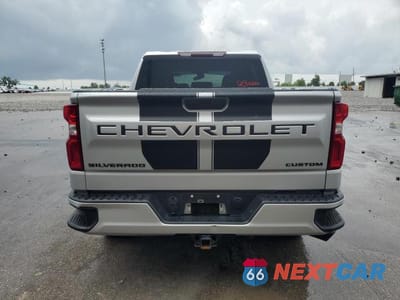 Zdjęcie 6 z 12 samochodu: 2021 CHEVROLET SILVERADO K1500 CUSTOM VIN:1GCPYBEK6MZ277556 - miniatura