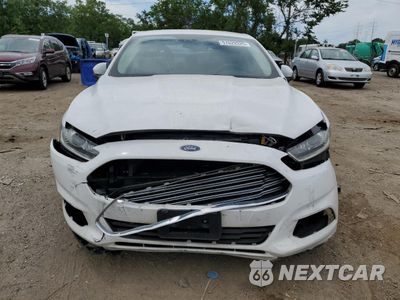 Piąte zdjęcie samochodu w środku: 2016 FORD FUSION S VIN:3FA6P0G75GR234109 - miniatura