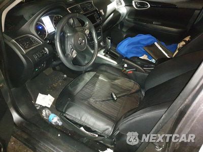 Zdjęcie 7 z 12 samochodu: 2016 NISSAN SENTRA S VIN:3N1AB7AP8GY213994 - miniatura