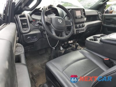 Zdjęcie 8 z 12 samochodu: 2024 RAM 5500 VIN:3C7WRNDL0RG229825 - miniatura