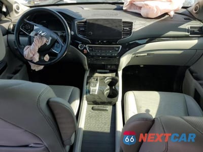 Zdjęcie 8 z 12 samochodu: 2019 HONDA PILOT ELITE VIN:5FNYF6H03KB012284 - miniatura