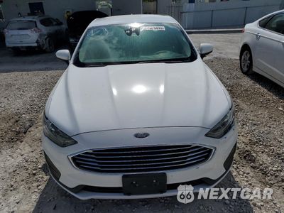 Piąte zdjęcie samochodu w środku: 2019 FORD FUSION SE VIN:3FA6P0LU3KR184055 - miniatura