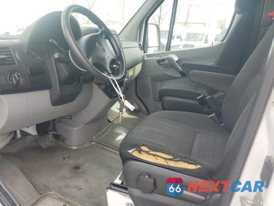 Zdjęcie 7 z 13 samochodu: 2015 MERCEDES-BENZ SPRINTER 2500 VIN:WD3PE8CC8FP106002 - miniatura