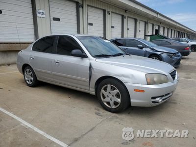 Czwarte zdjęcie samochodu z boku: 2005 HYUNDAI ELANTRA GLS VIN:KMHDN46D95U950308 - miniatura