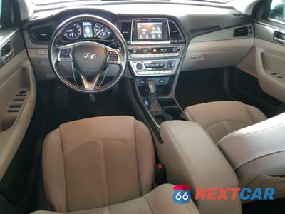 Zdjęcie 8 z 14 samochodu: 2018 HYUNDAI SONATA SPORT VIN:5NPE34AF9JH626237 - miniatura